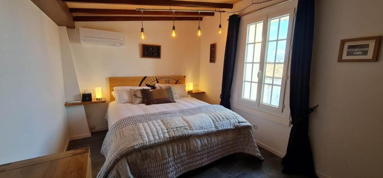Dom Peyreton Prestige Cottages Set In A Charming Wine Property Villegouge Eksteriør billede
