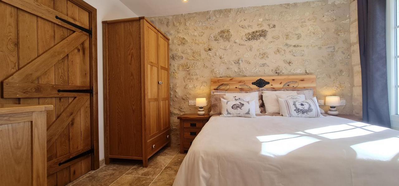 Dom Peyreton Prestige Cottages Set In A Charming Wine Property Villegouge Eksteriør billede